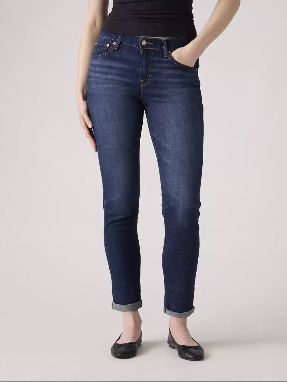 LEVI’S BOYFRIEND MID RISE WOMEN'S JEANS size 29 in Dark Wash